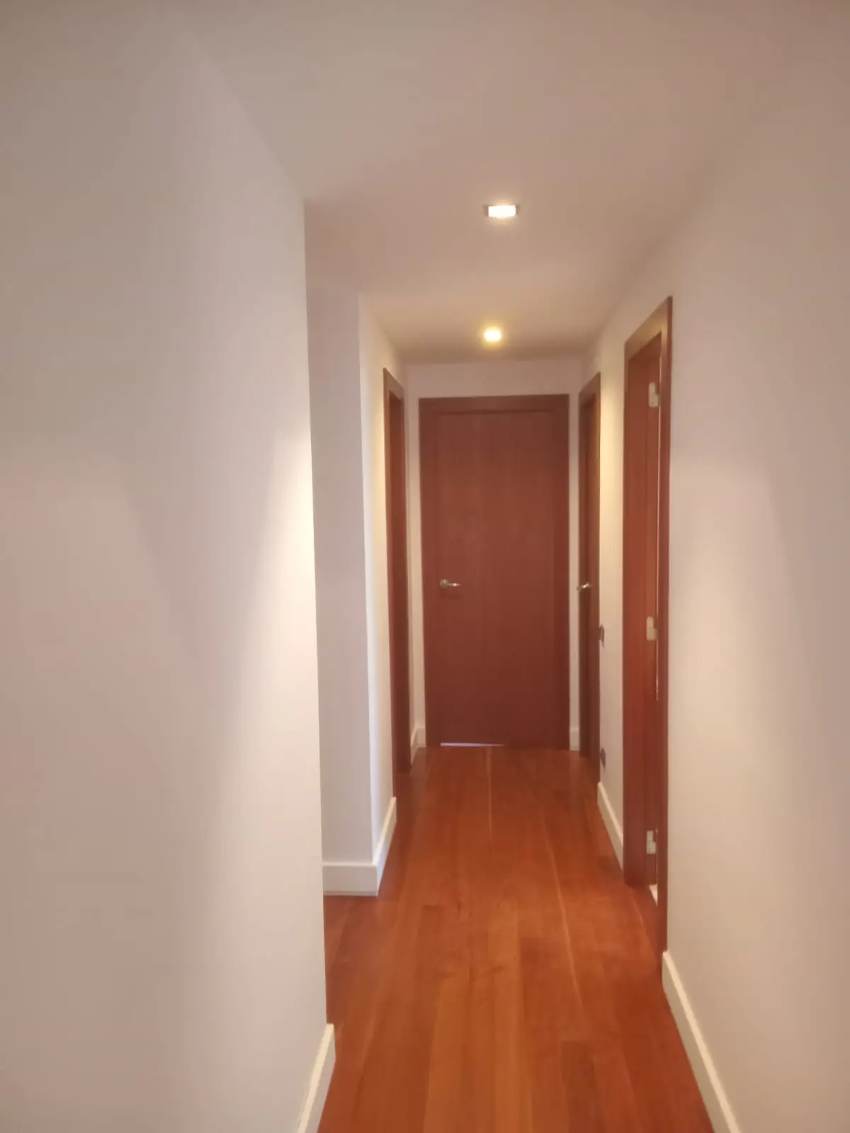Pintura en Piso de 92 m² en Carrer d’Aragó